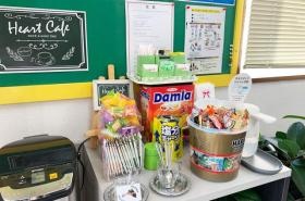 水戸オフィスにはドリンクバーやキャンディーバーがあるよ♪