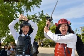 観光タクシー乗務員。お客様よりノリノリです、、笑