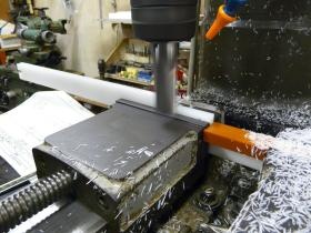 樹脂（工業用プラスチック）加工