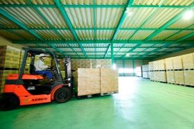 ３，０００坪の物流施設