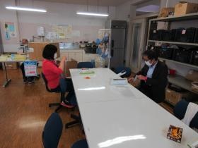 就労：受託 ゴムかけ