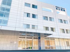 外来正面入り口