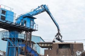 タワークレーン 鳥栖営業所に設置しています