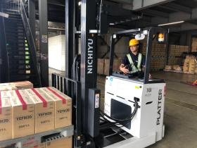 カウンター・リーチ・ピッカー、様々なフォークリフトを活用して