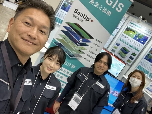 協力しながら展示会も毎年出展しています。