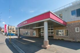 白ゆりグループの高齢者複合型施設（美原）