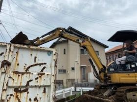 土砂の鋤取り工事