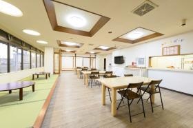 家庭料理でお仕事を頑張る方を支えます。