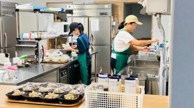 調理器具は扱いやすい家庭用のものを使用しています。