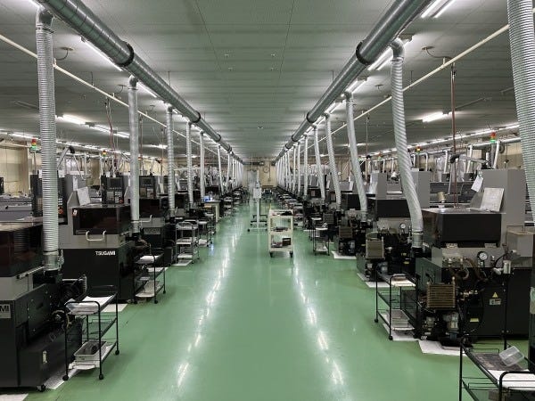 ユースエール認定企業のNCオペレーター・精密部品加工（普通自動車運転免許・✅育児休暇は男女共に取得実績あり）