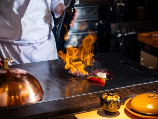 日本料理調理人・盛り付け業務（経験者大歓迎）