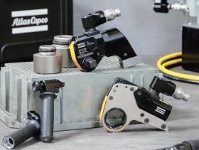 レンタル機は台数、機種ともに業界最多の２０００台以上を保有