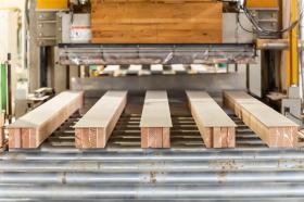 プレス機ライン