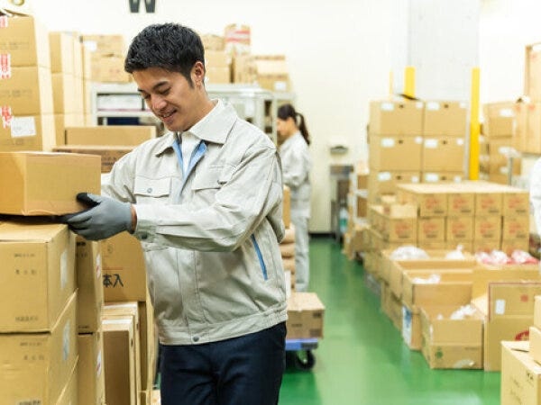 日用品化粧品の軽作業スタッフ・簡単軽