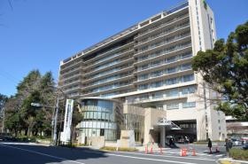 東京都健康長寿医療センター外観１
