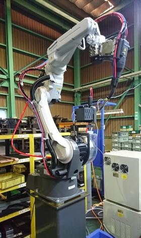 溶接ロボット