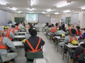 作業前点呼の様子です