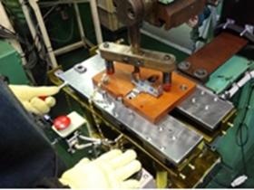 スポット溶接治具です。