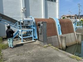 参考写真：除塵機点検作業