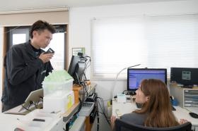 安全運転のため、出発前には点呼を受けます。