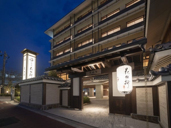 記念日に合わせて予約されたご家族、日本の観光目的で来た海外の方などさまざまお客様が宿泊されます。