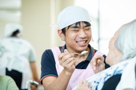 【介護】 今日の、ごはんはいかがですか。