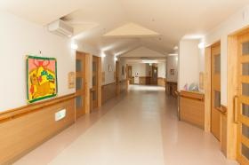 療養室廊下