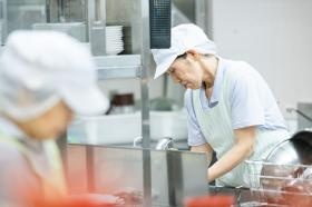 【厨房】 おいしい食事を毎日つくっています。