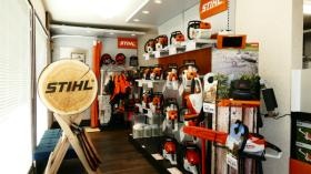 静岡インター支店ＳＴＩＨＬＳＨＯＰ店内