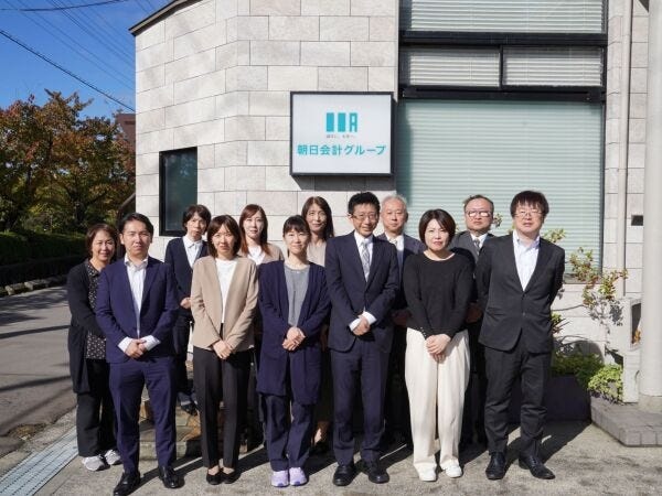 一緒に働くメンバーです。皆様のご応募をお待ちしております。