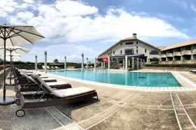 ガーデンプール