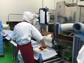 ごはんの計量作業