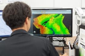 社内作業の様子