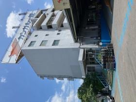 弊社正面外観です。