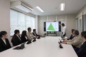 仕事の様子＿０９