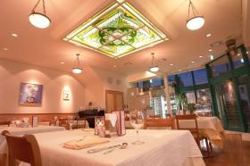 【レストラン ル・ブラン】楽しいひとときを演出