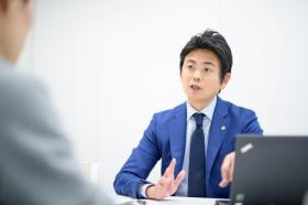 代表の青松です。