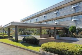 施設外観 園庭より