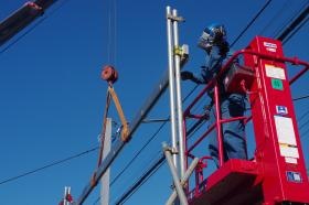 ゲート設置作業での高所作業