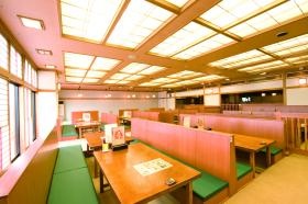 和食中心の「湯あがりだいにんぐ『さいさい』」