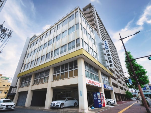 事務・自動車部品商社でのフロント職・事務職（事務職の経験または電話応対等の接客経験があれば尚可）