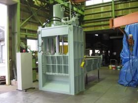 製品（粗大ごみ切断機）