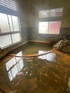 義経の湯（単純泉）