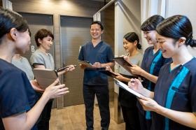 スタッフ内でのコミュニケーションや情報共有は密にとります。