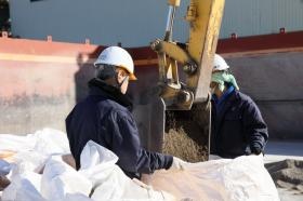 フレコンパック出荷準備作業