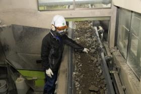 工場内作業風景