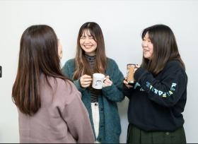 ☆女性スタッフが８割以上 ☆子育て世代も多数活躍中