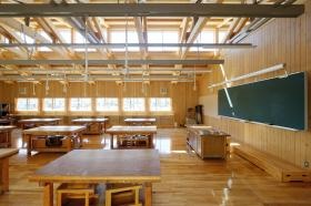 中学校（技術教室棟）