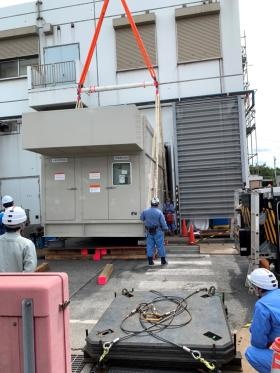 搬入コロ引き据付