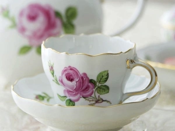 マイセン磁器日本総代理店の総務経理事務・経理事務